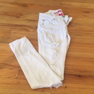 Almost Famous Size 0 White Pants